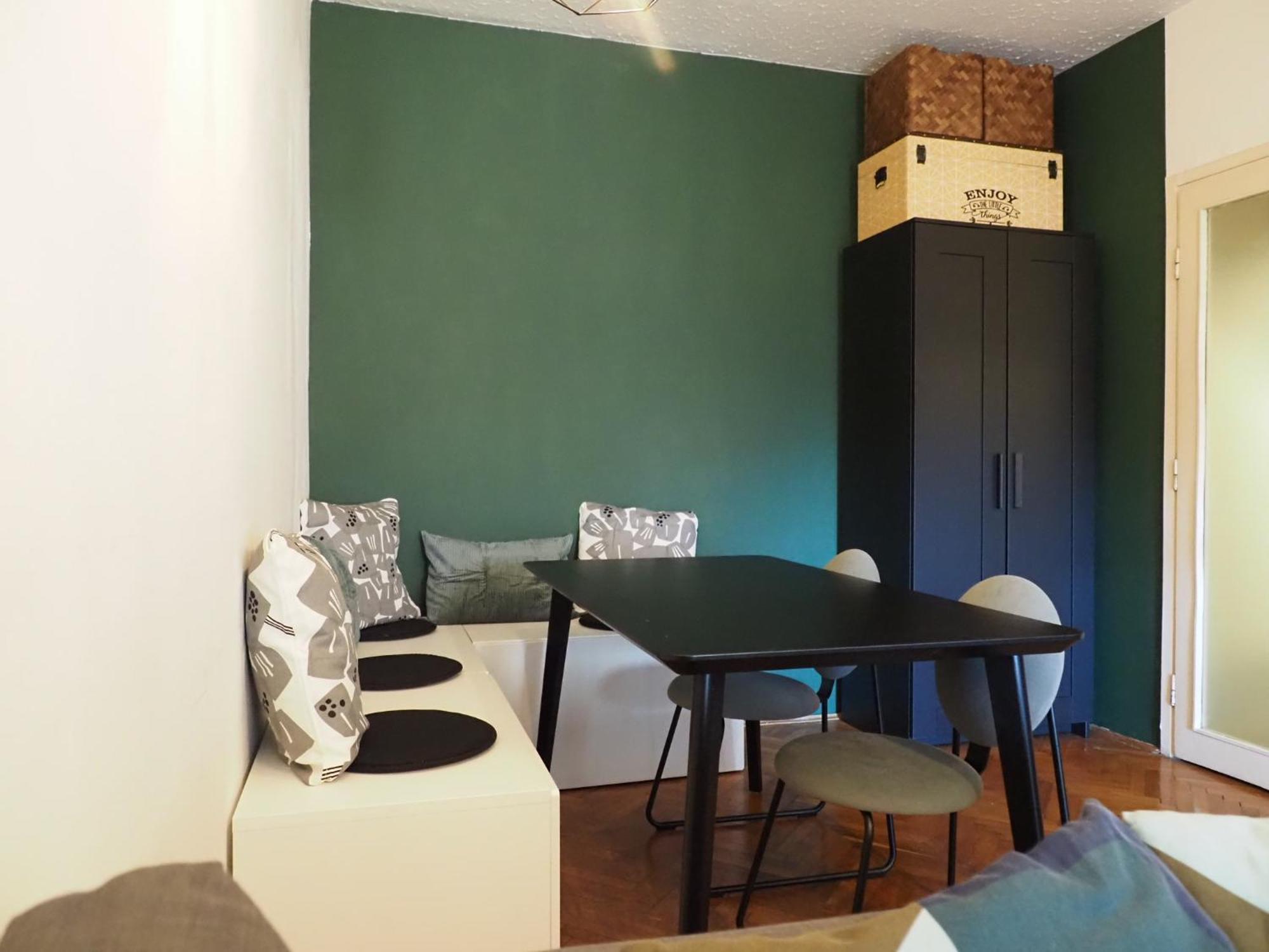 Cozy Apartment Near Tram Station Zagreb Exterior photo